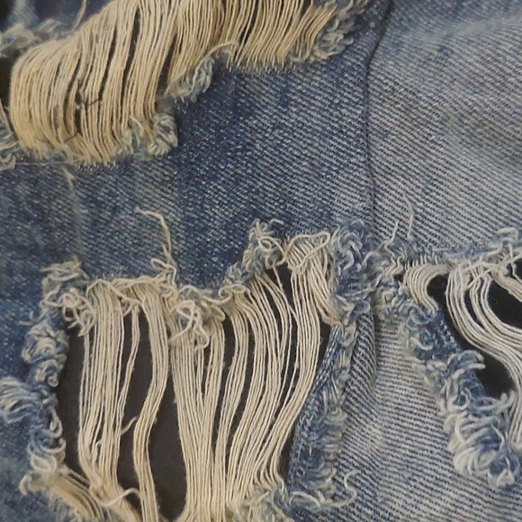 Men jean distressed shorts size 32 - Picture 2 of 4